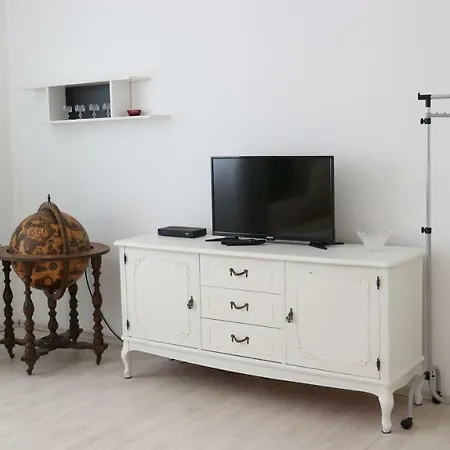 Apartment Apartman Lea Pula